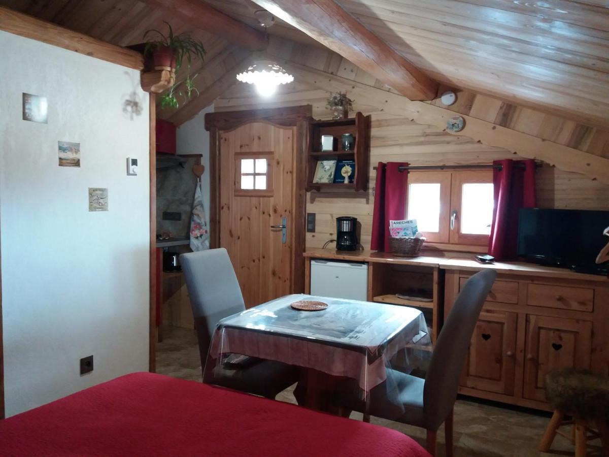 Villa Le Refuge Des Marmottes Arêches Exterior foto